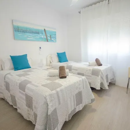 Apartamento Centro Primera Linea De Playa Estepona